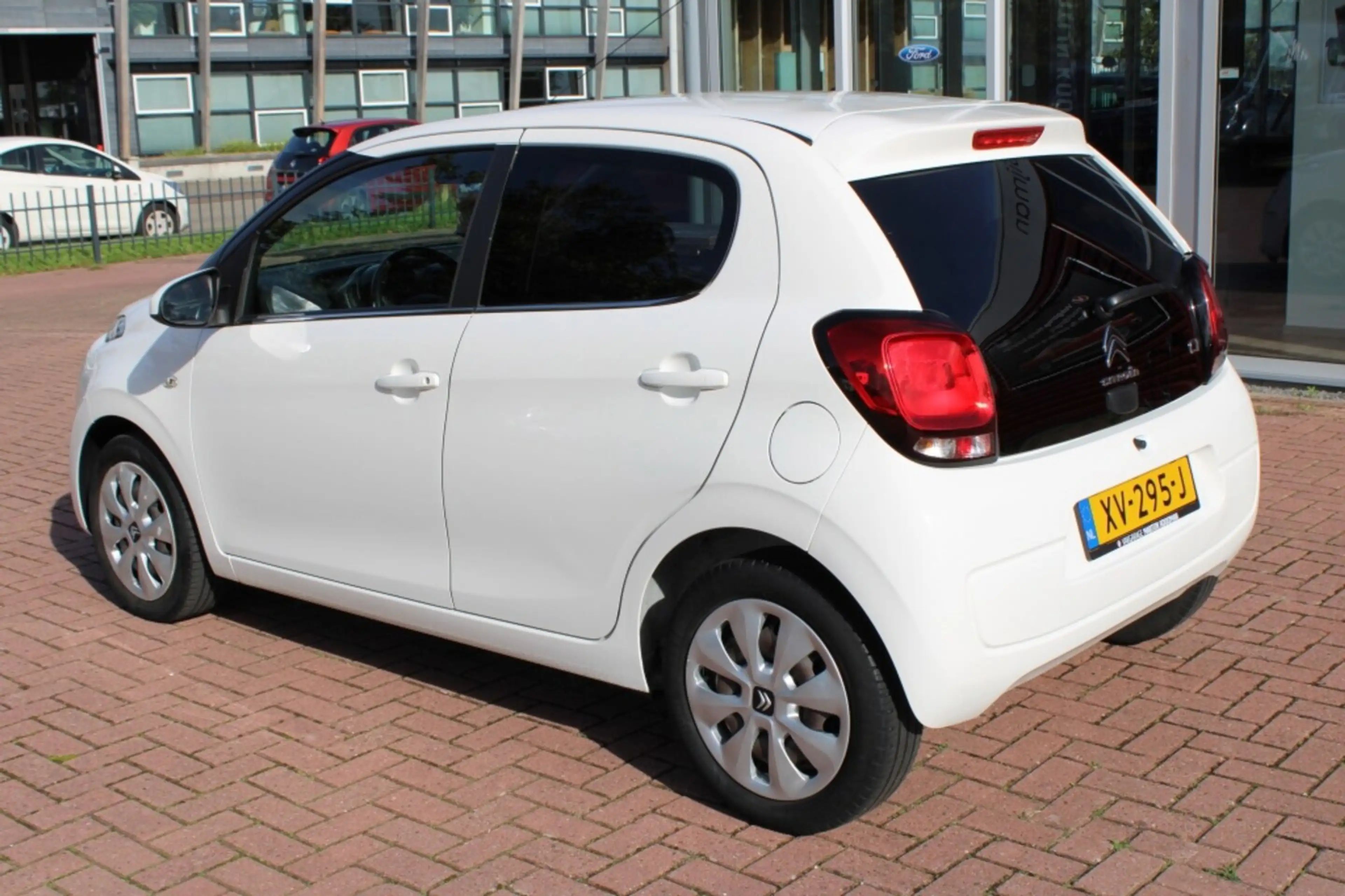 Citroen C1 1.0 VTi Feel — photo 6