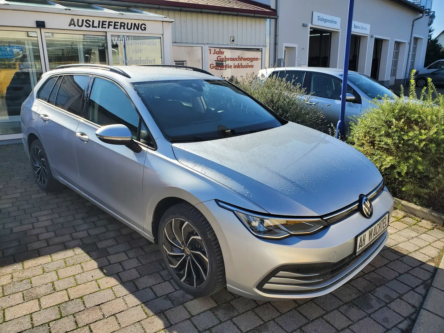 Volkswagen Golf Variant Life 2,0 TDI DSG ACC Kamera LED Keyless el.Klappe Argent - 2