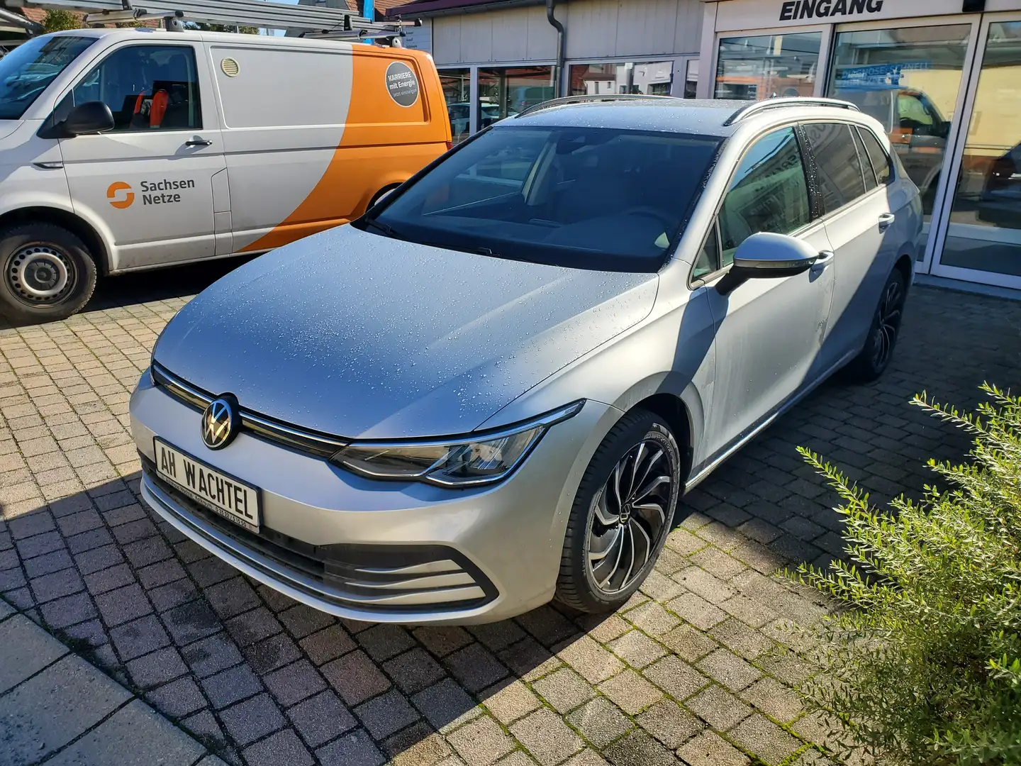 Volkswagen Golf Variant Life 2,0 TDI DSG ACC Kamera LED Keyless el.Klappe Argent - 1