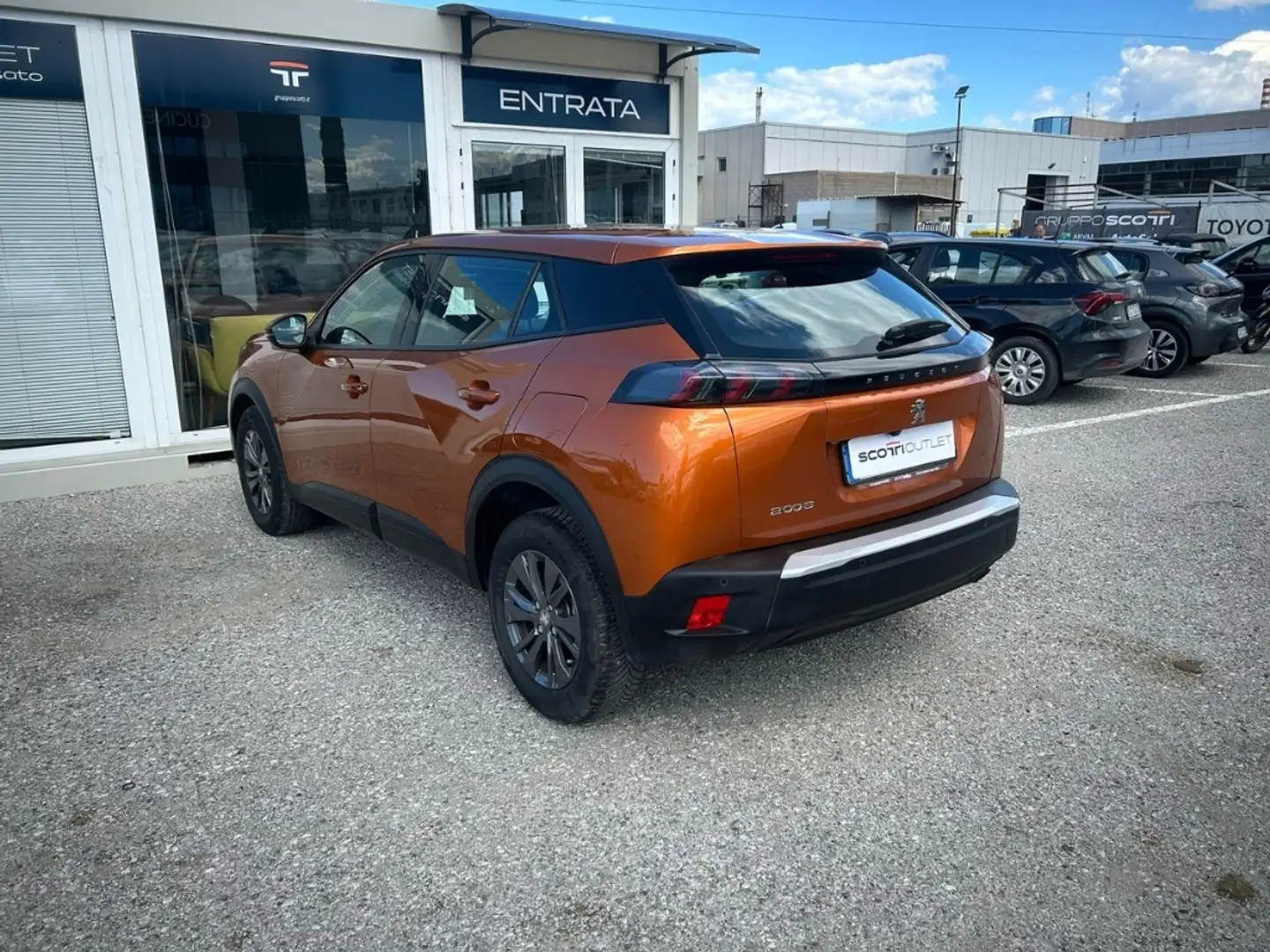 Peugeot 2008 2ª serie - 2008 PureTech 100 S&S Allure Orange - 2