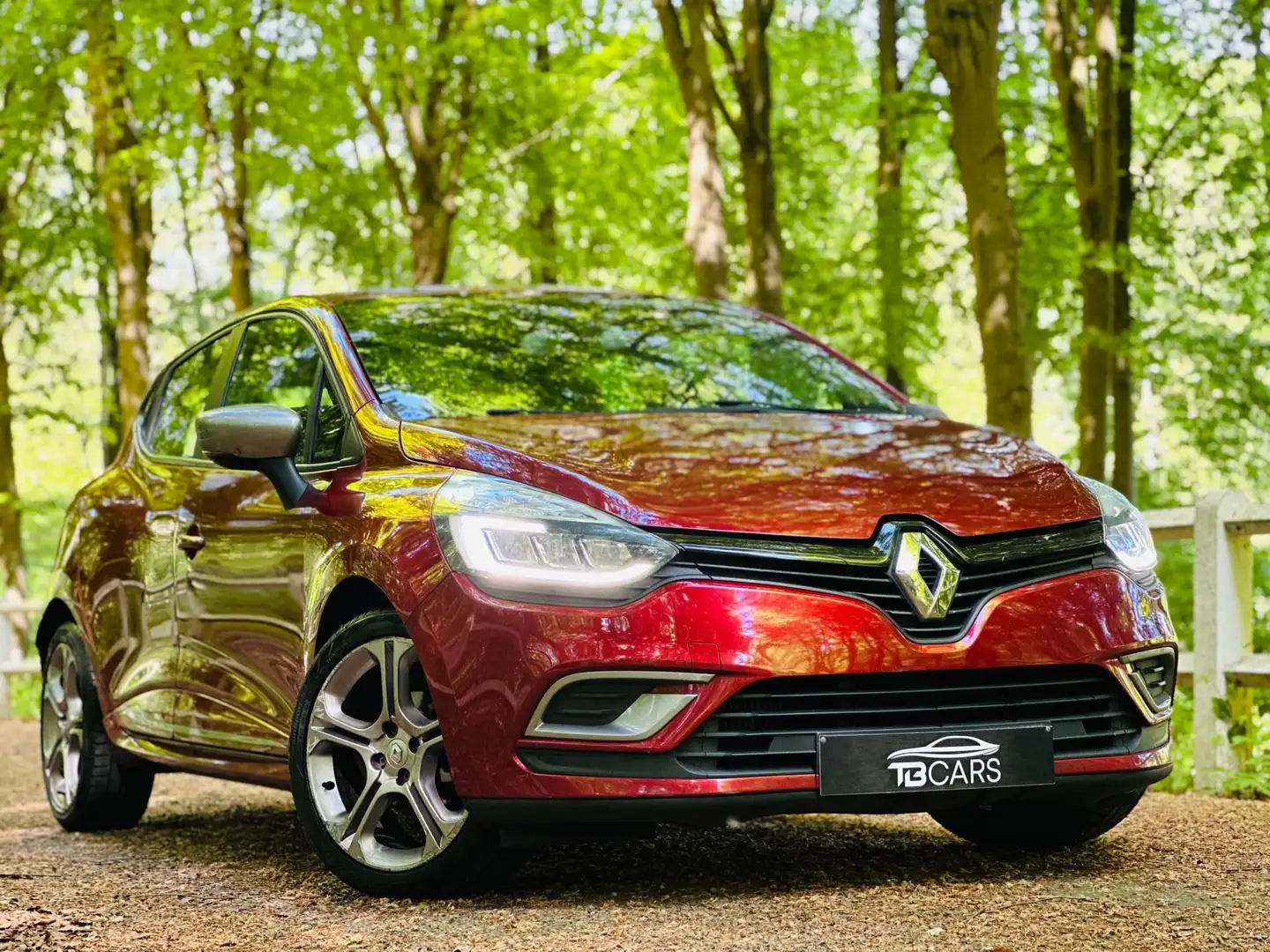 Renault Clio 1.5 dCi ** Édition GT LINE ** Rojo - 2
