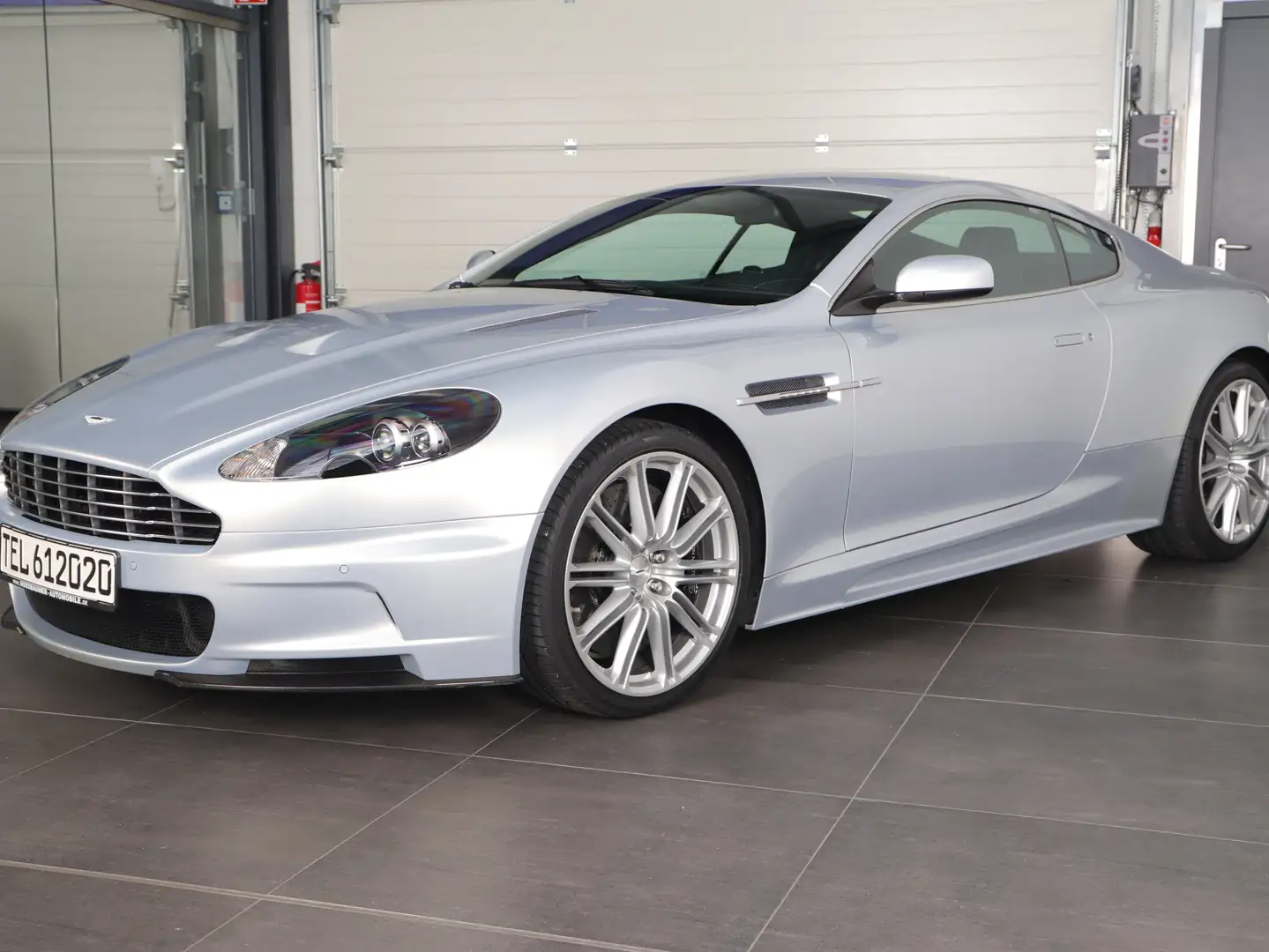 Aston Martin DBS Schalter DEUTSCH TOP UNFALLFREI Kundendienst NEU Plateado - 2
