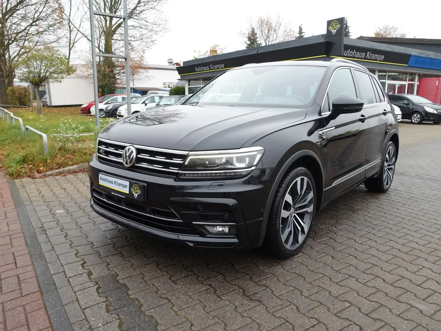 Volkswagen Tiguan R-Line 4 Motion, AHK Schwarz - 1