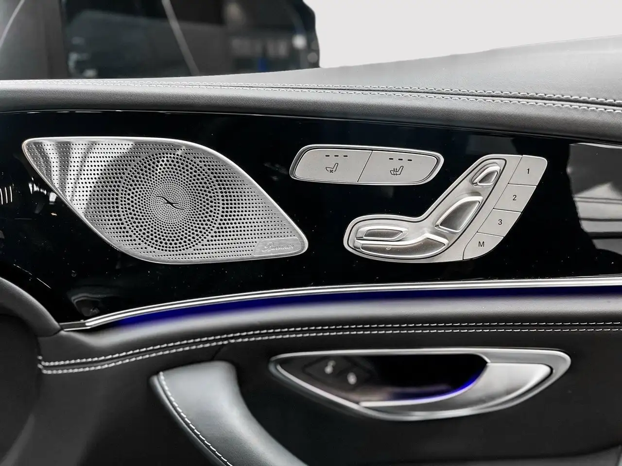Mercedes-Benz AMG GT снимка Mercedes-Benz AMG GT
