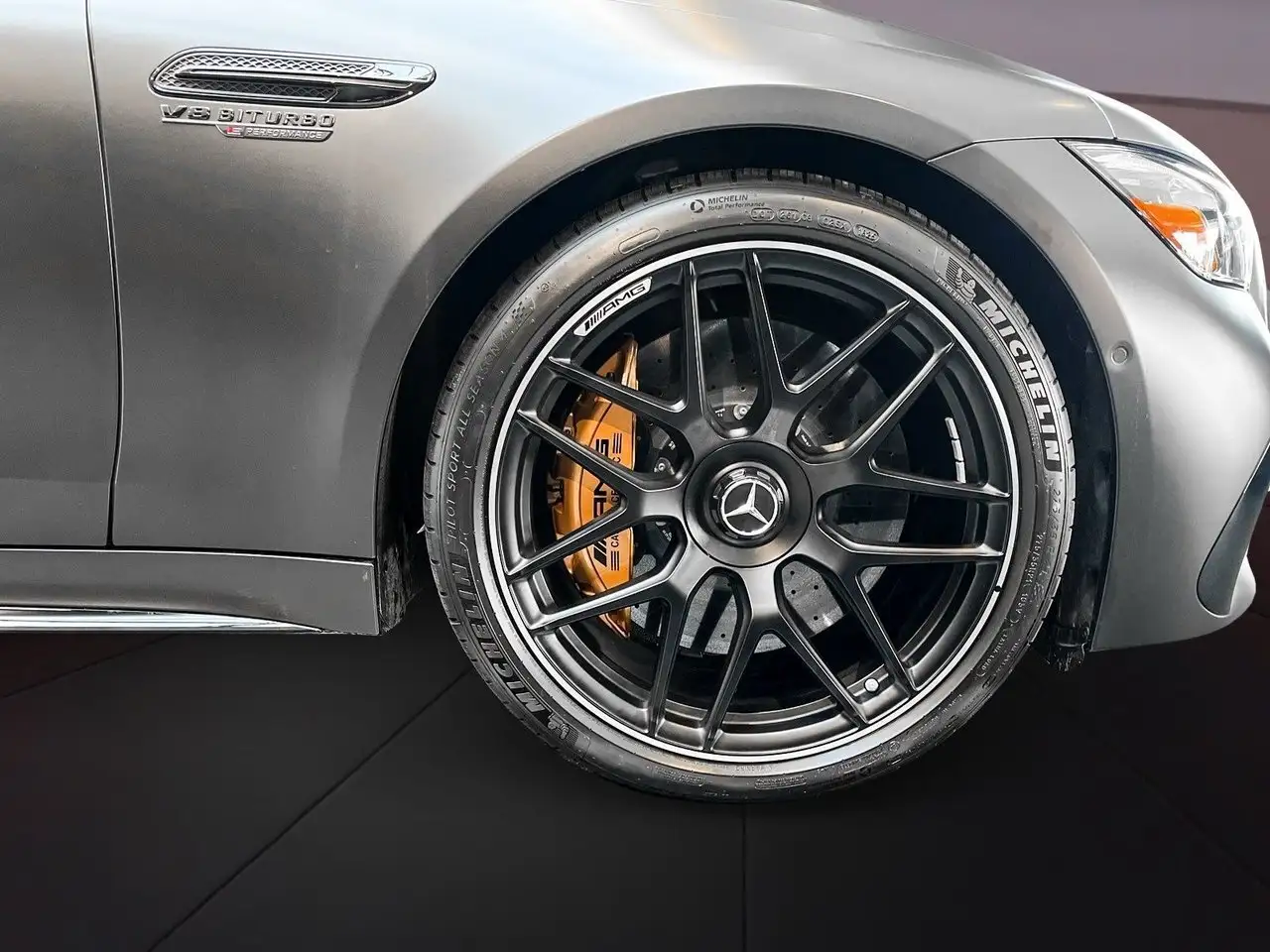 Mercedes-Benz AMG GT снимка Mercedes-Benz AMG GT