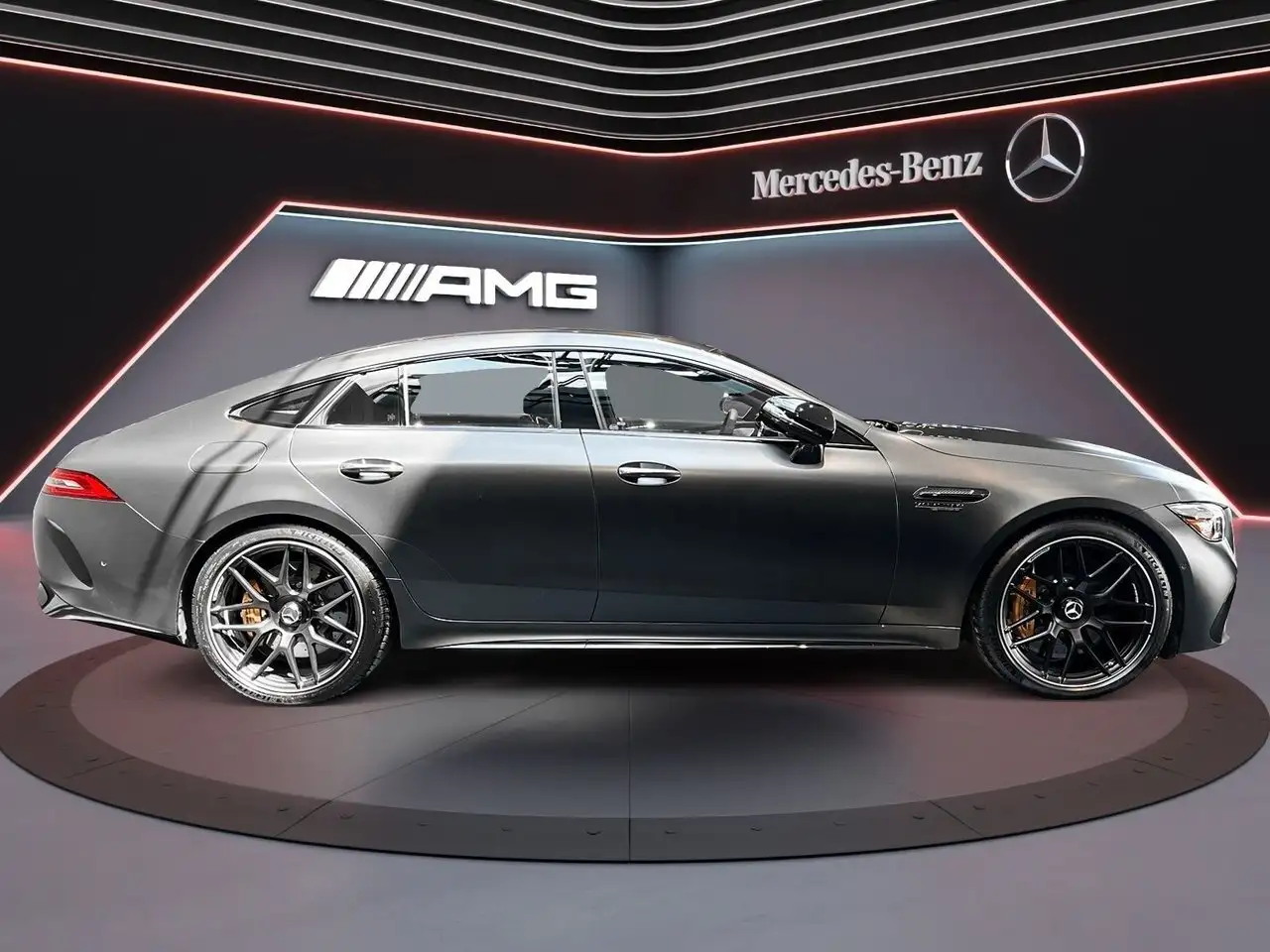 Mercedes-Benz AMG GT снимка Mercedes-Benz AMG GT