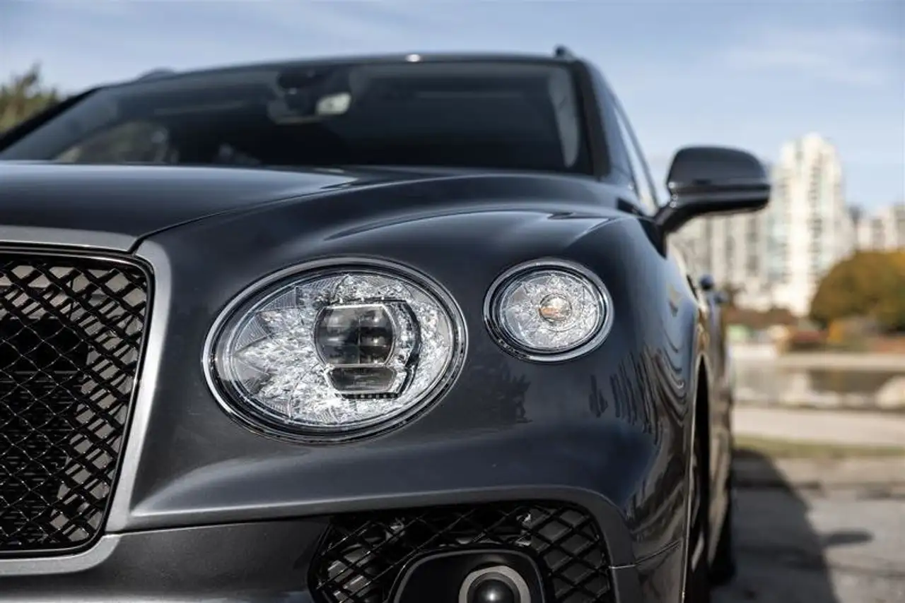 Bentley Bentayga снимка Bentley Bentayga