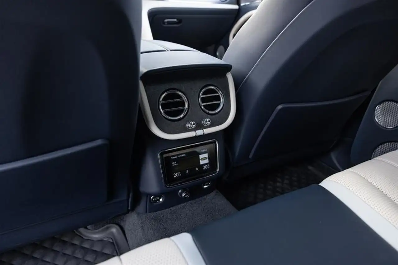Bentley Bentayga снимка Bentley Bentayga
