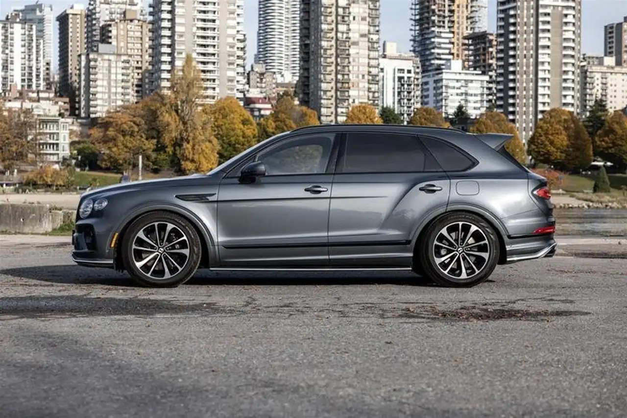 Bentley Bentayga снимка Bentley Bentayga