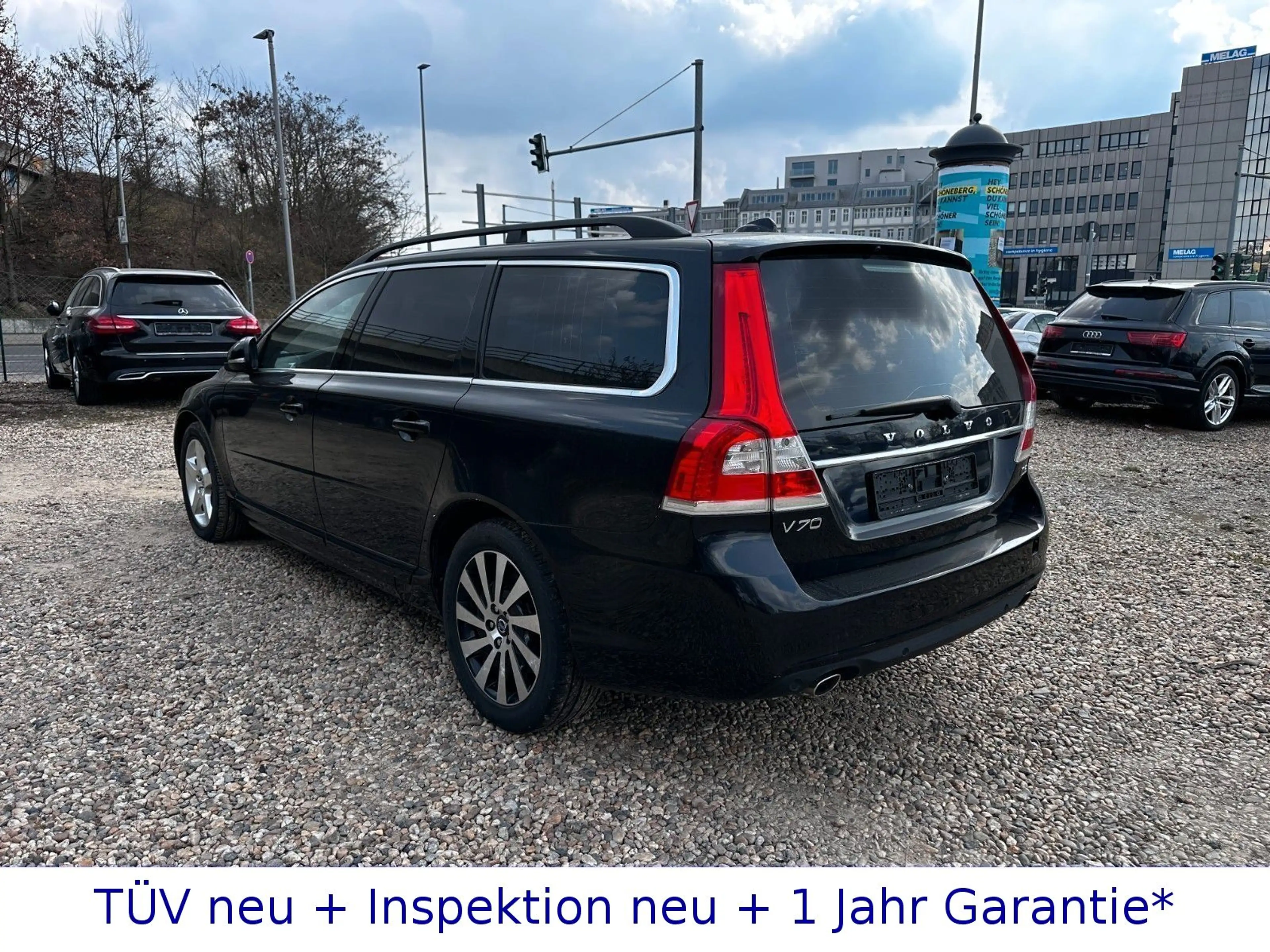 Volvo V70 2,4 D5 + Autom + Xenon + Navi + Leder + PDC — photo 9