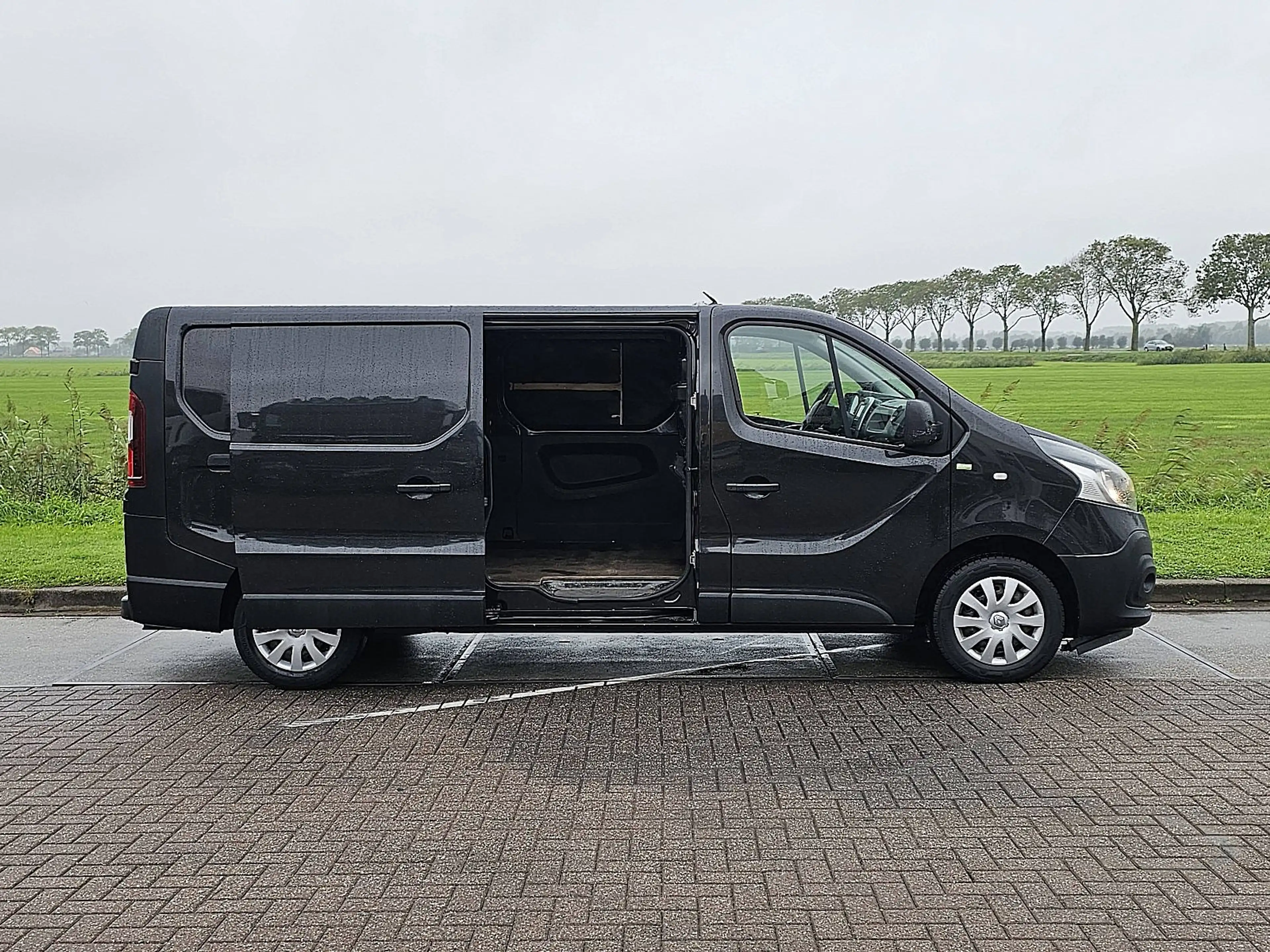 Renault Trafic 1.6 DCI ac L2 navi — photo 11