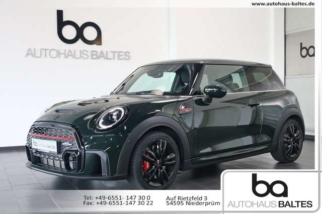 Imagine MINI John Cooper Works JCW 17"/Pano/Park/HuD/Navi/LED/Kam/Black