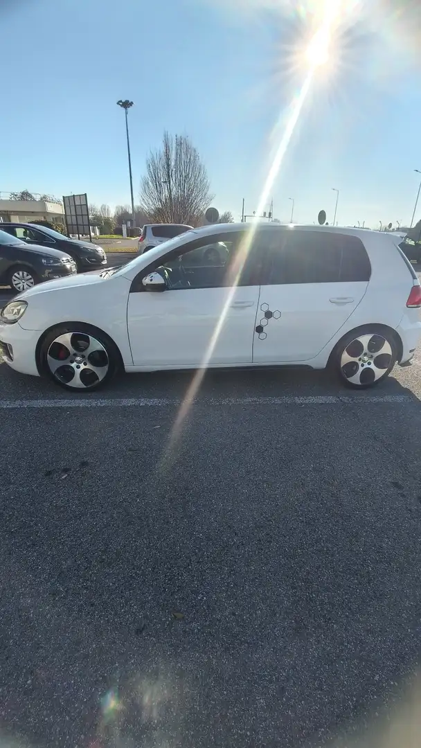 Volkswagen Golf GTI 5p 2.0 tsi - 2