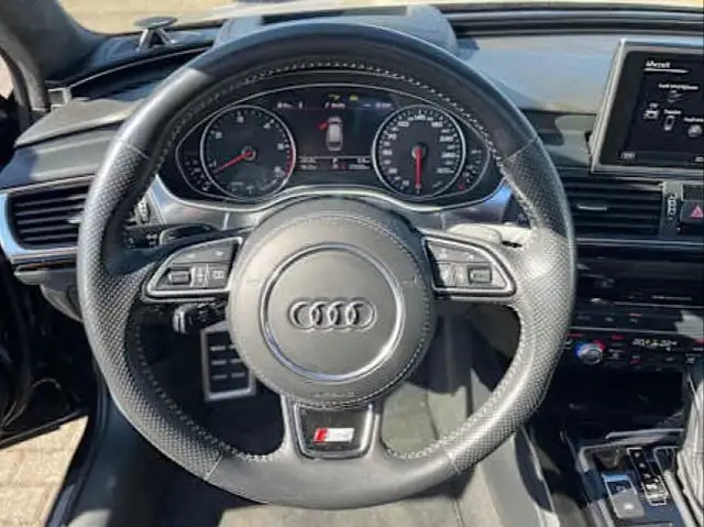Audi A6 view 9
