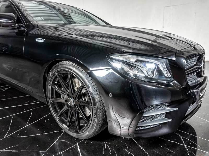 Mercedes-Benz E 450 E 450 AMG*Distronic+*PANORAMA*KEYLESS GO*KAMERA* — photo 2
