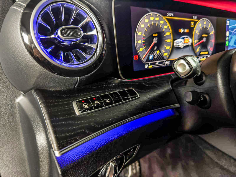 Mercedes-Benz E 450 E 450 AMG*Distronic+*PANORAMA*KEYLESS GO*KAMERA* — photo 9