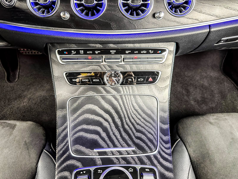 Mercedes-Benz E 450 E 450 AMG*Distronic+*PANORAMA*KEYLESS GO*KAMERA* — photo 15