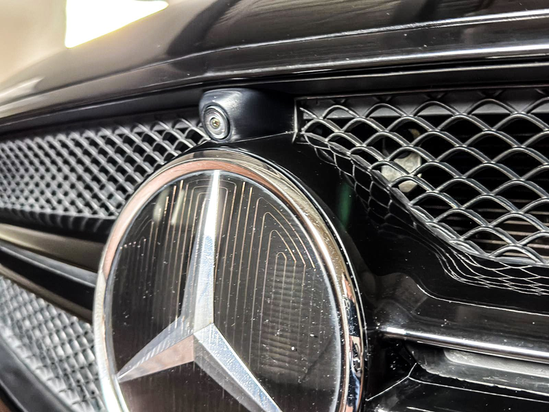 Mercedes-Benz E 450 E 450 AMG*Distronic+*PANORAMA*KEYLESS GO*KAMERA* — photo 3