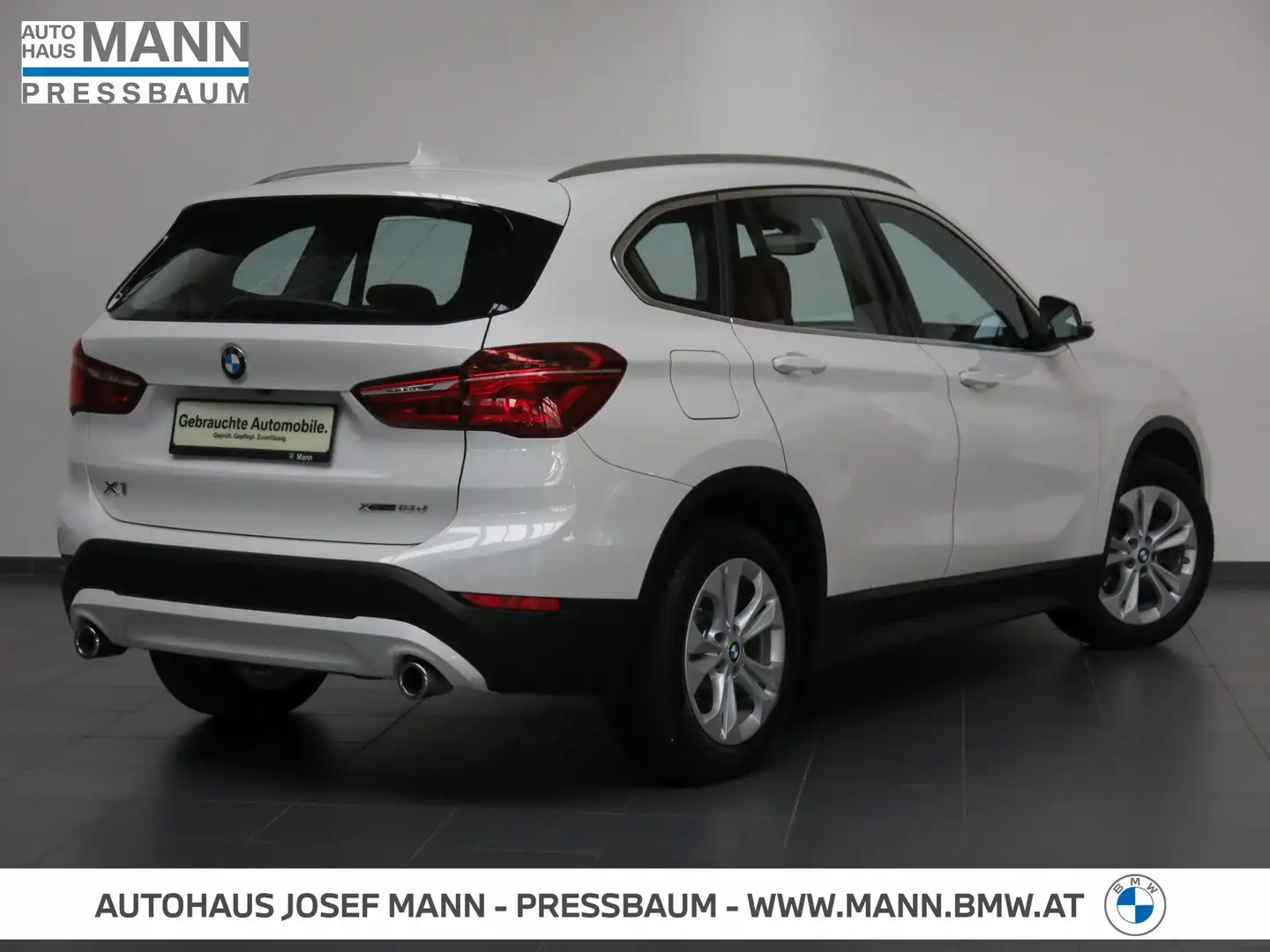 BMW X1 xDrive18d LEDER Weiß - 2