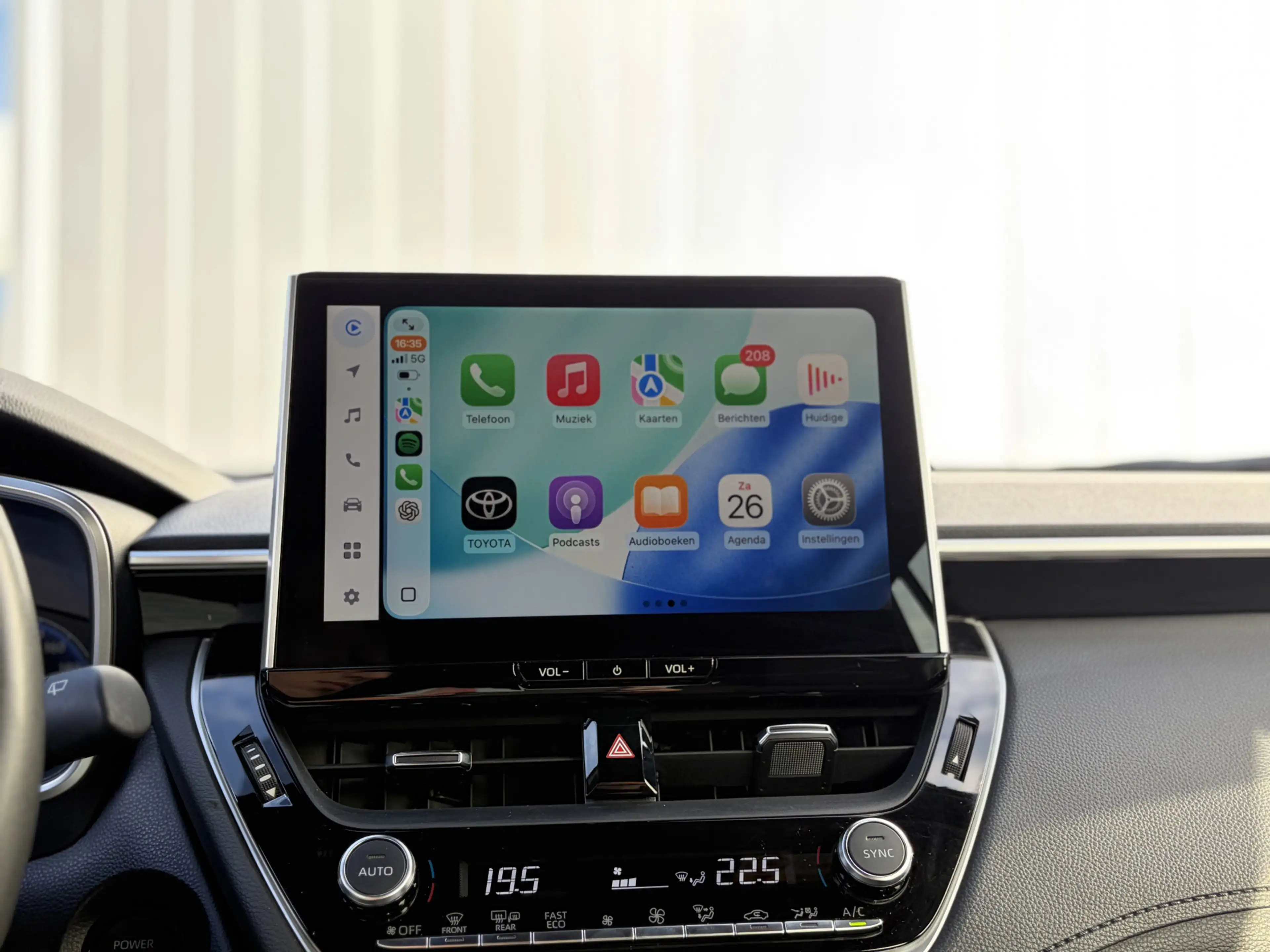 Toyota Corolla Cross Hybrid 140 Business Limited Carplay Parkeer en Dod — photo 20