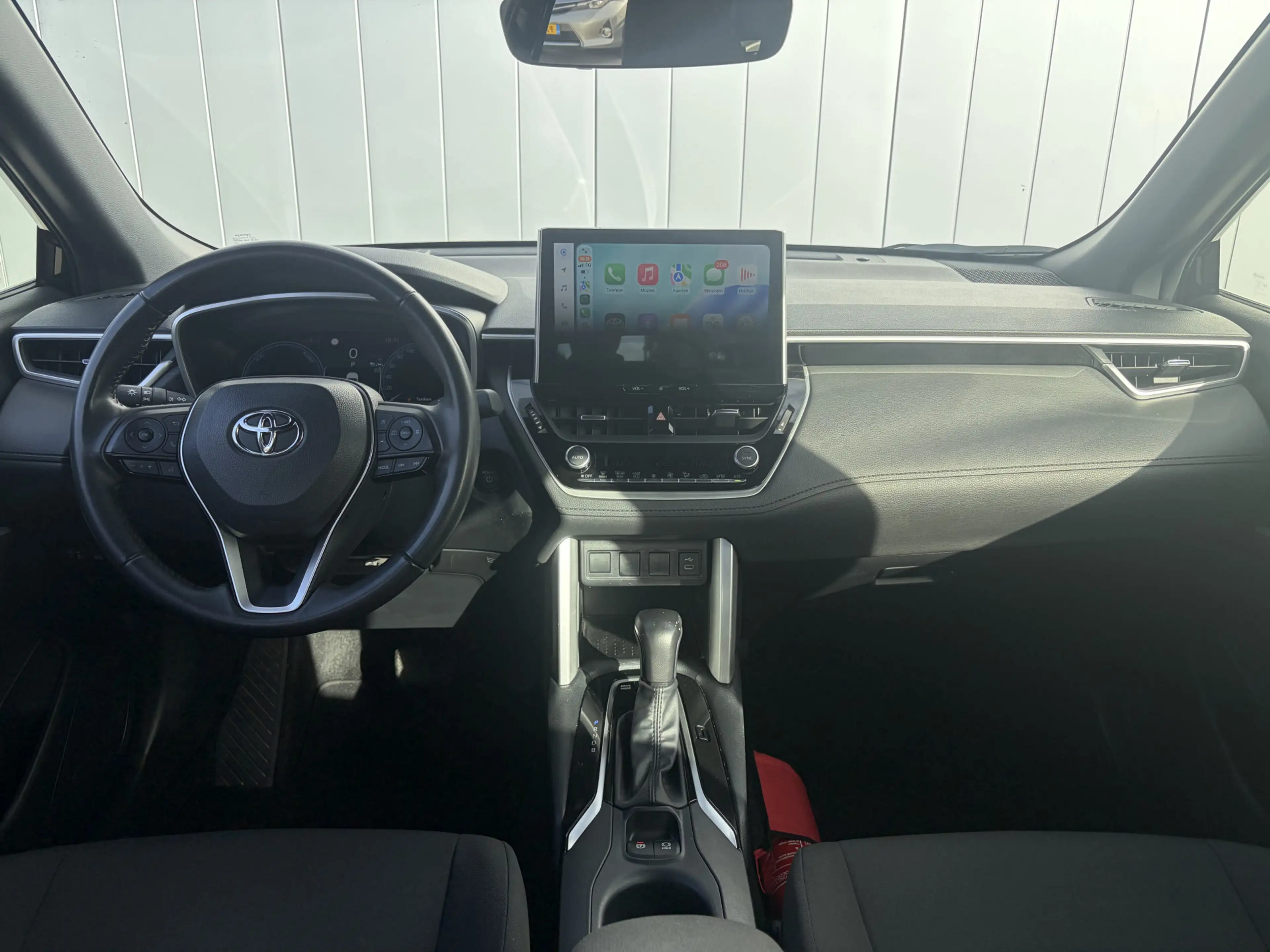 Toyota Corolla Cross Hybrid 140 Business Limited Carplay Parkeer en Dod — photo 6