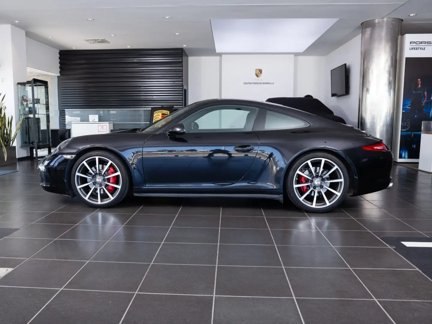 Porsche 911 Carrera 4S Coupé PDK Negro - 2