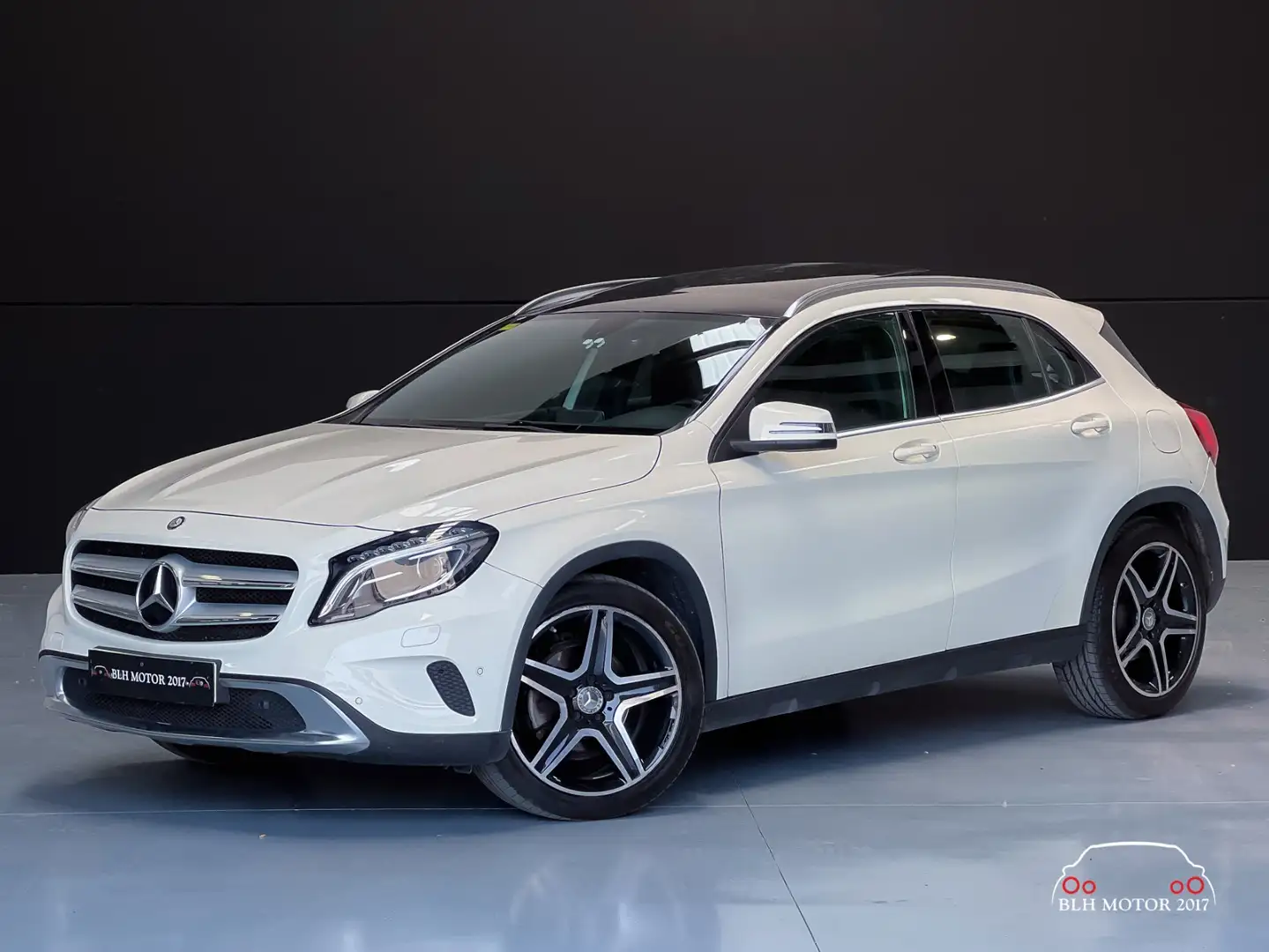 Mercedes-Benz GLA 220 220CDI AMG Line 4Matic 7G-DCT Bianco - 1