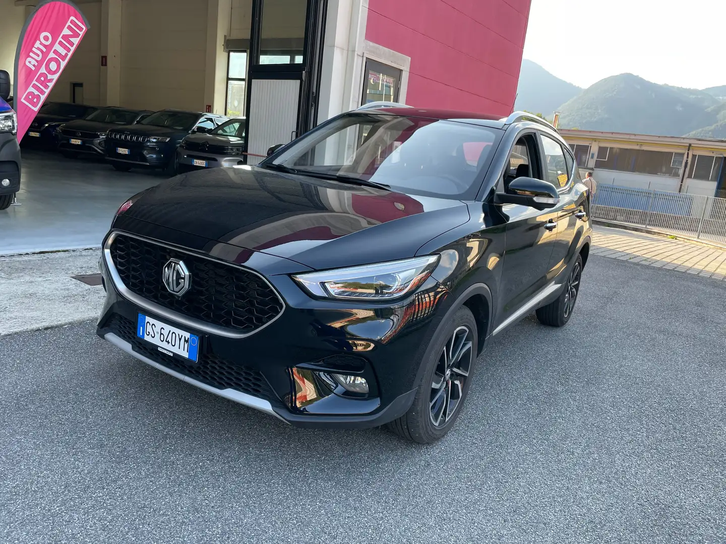 MG ZS 1.5 VTi-tech Luxury Noir - 1