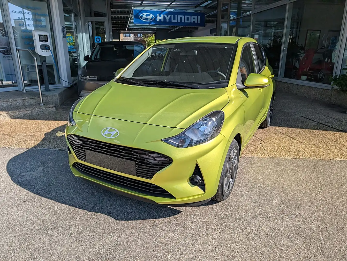 Hyundai i10 1,2 GO PLUS Gelb - 1