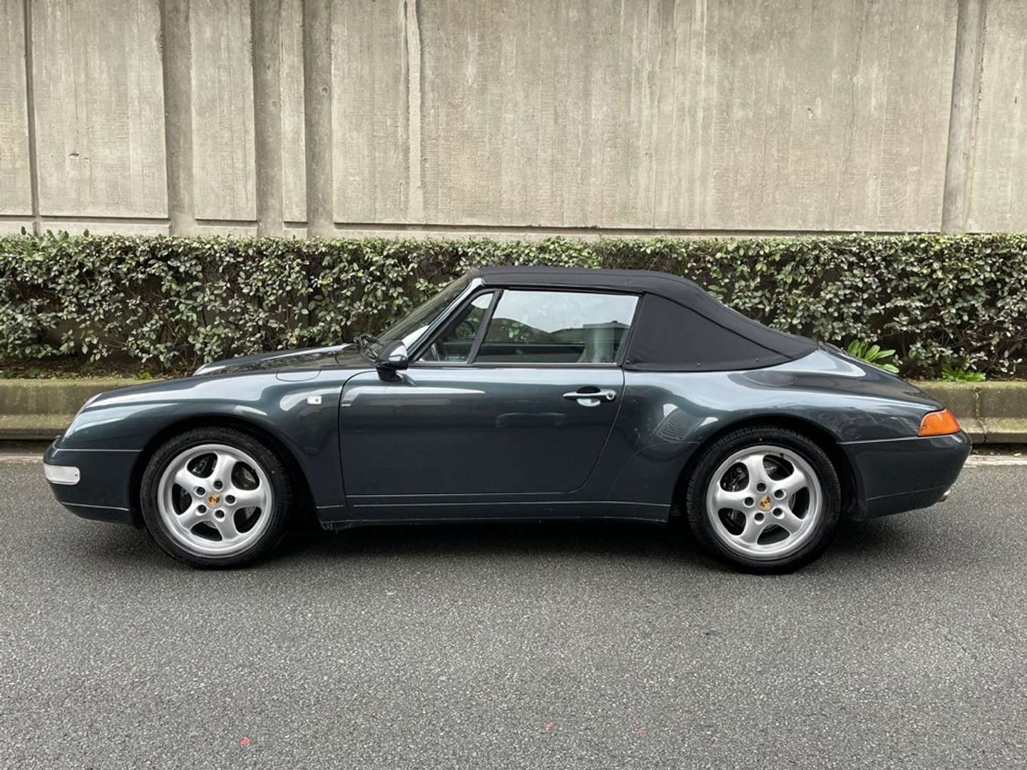 Porsche 993 Cabriolet Carrera 2 - - Joinsteer - #2