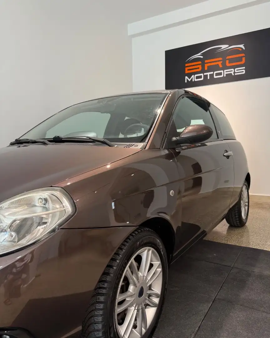 Lancia Ypsilon Passion Marrone - 2
