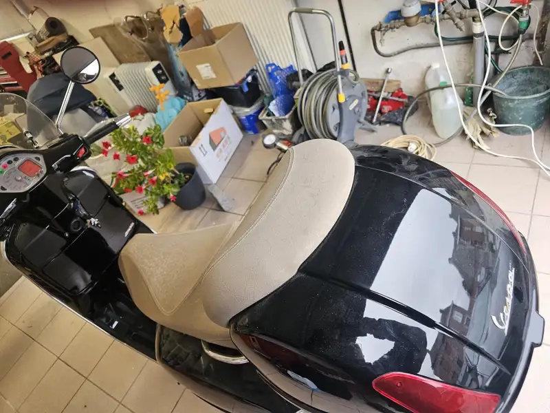 Vespa GTS 250 - foto 5