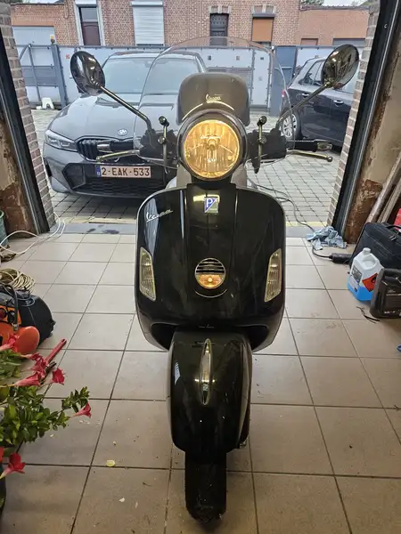 Vespa GTS 250 - foto 3