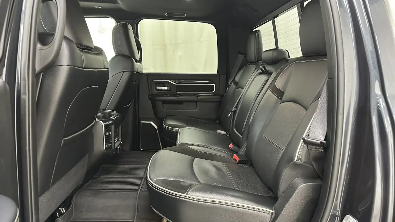 RAM 2500 снимка RAM 2500