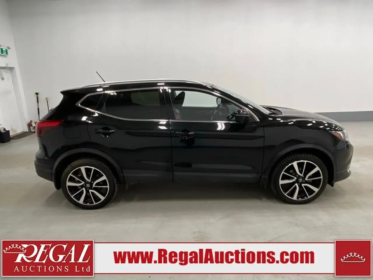 Nissan Qashqai снимка Nissan Qashqai
