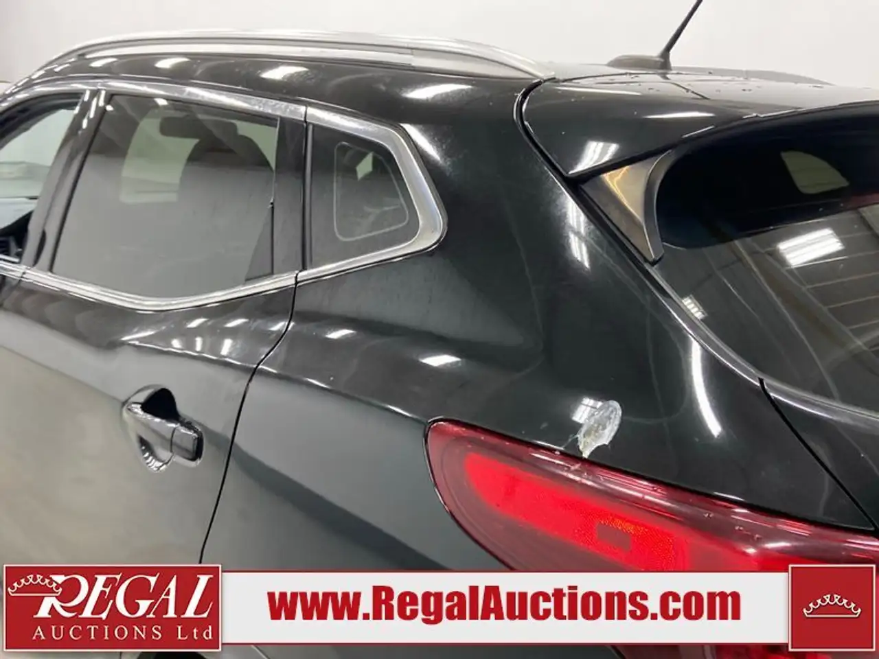 Nissan Qashqai снимка Nissan Qashqai