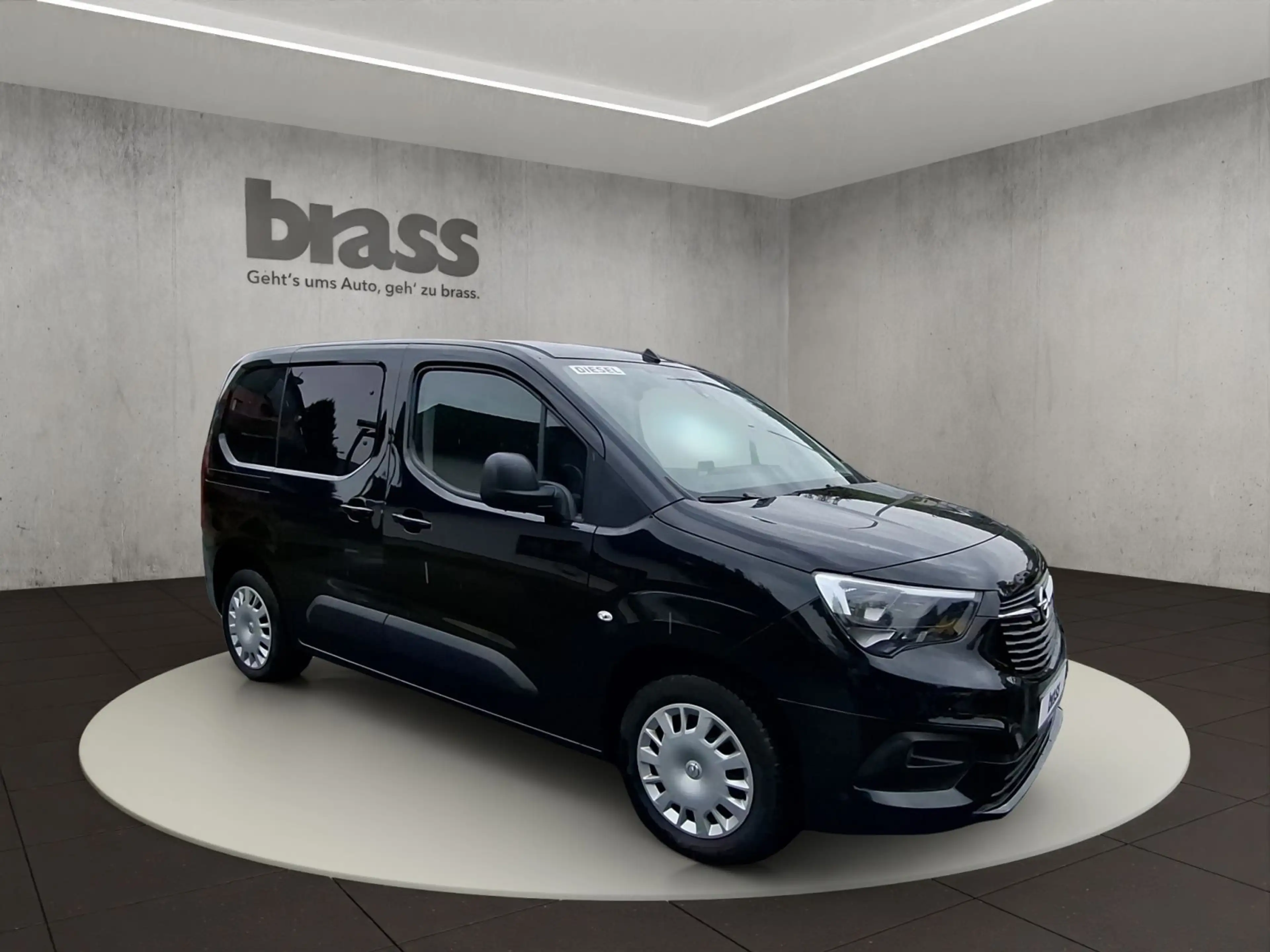 Opel Combo Life Edition 1.5 Diesel Start/Stop — photo 7