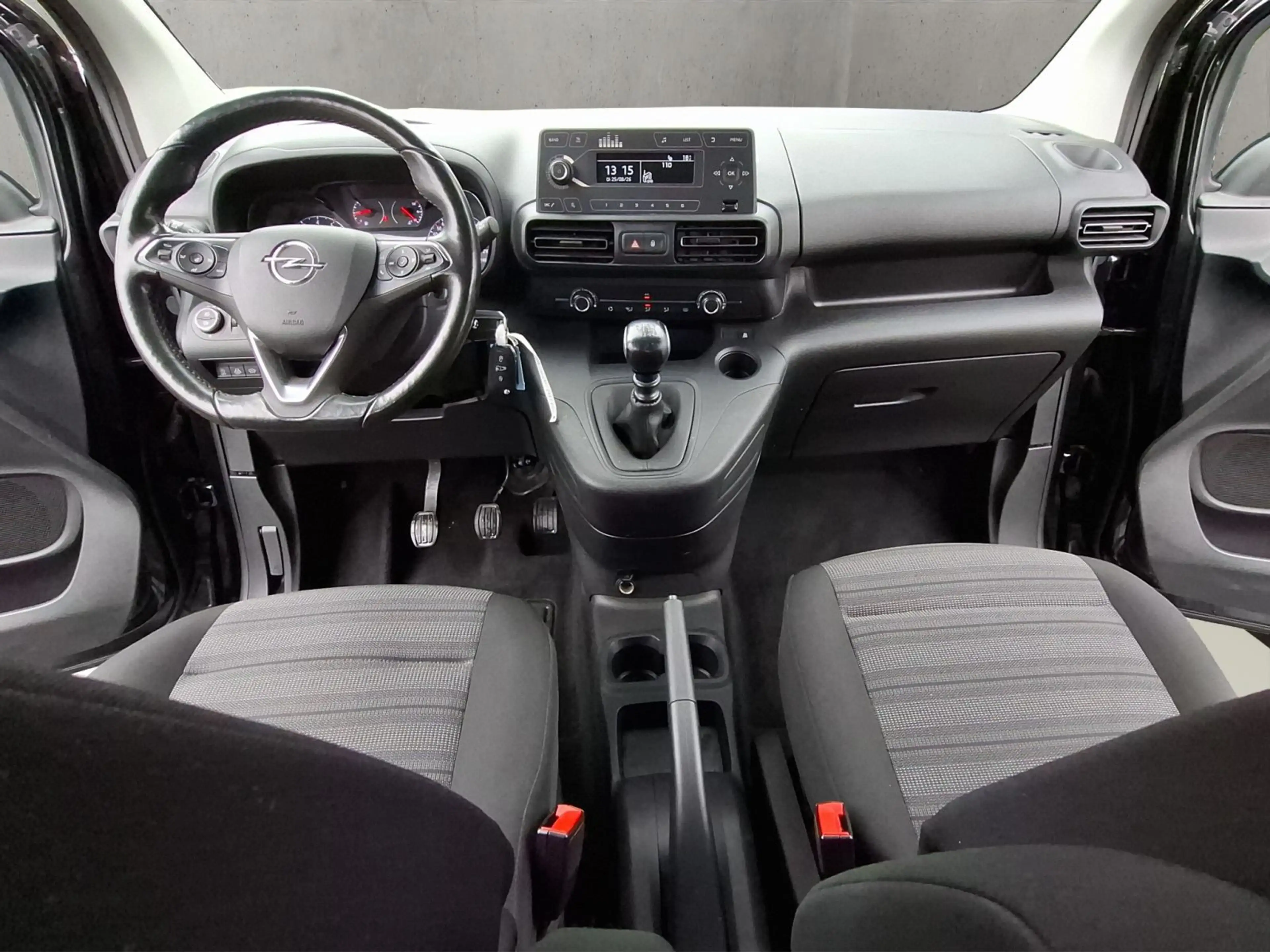 Opel Combo Life Edition 1.5 Diesel Start/Stop — photo 13