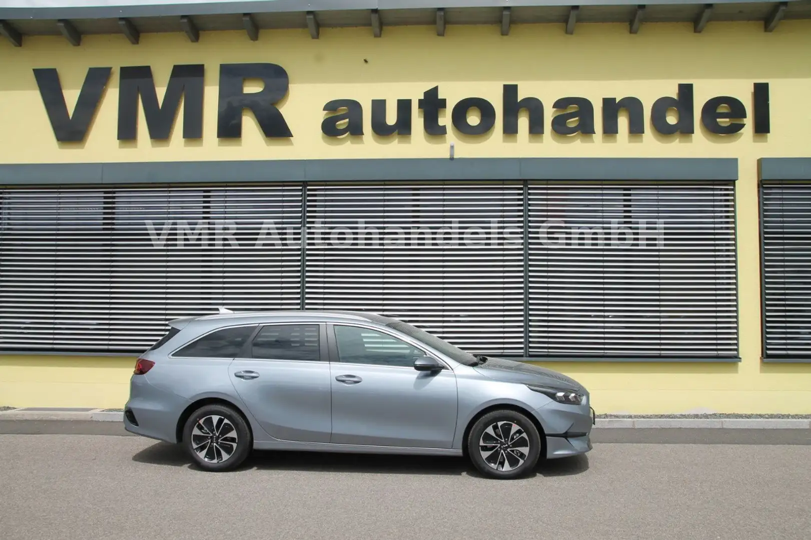 Kia Ceed SW / cee'd SW 1.5 T-GDi TOP Automatik *Navi* Argent - 1