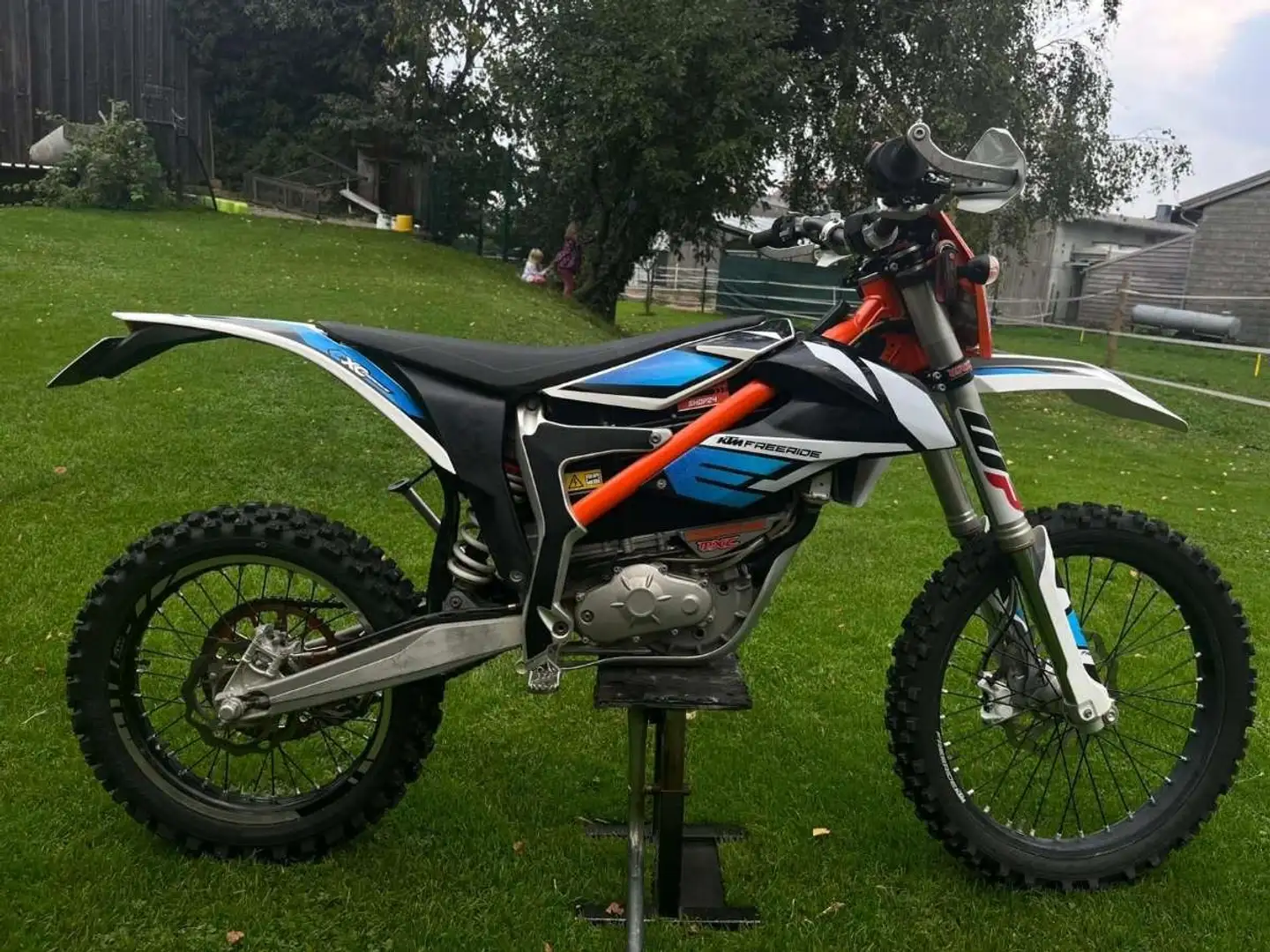 KTM Freeride E XC Blauw - 1