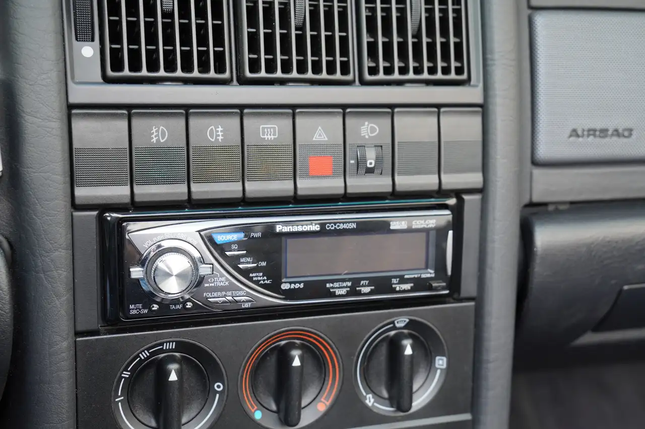 Audi 80 2.0 / CABRIOLET / FULL SERVICE HISTORY / MANUAL, foto 10