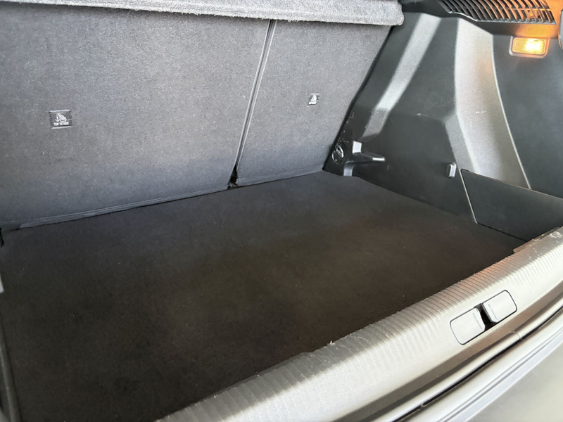 Peugeot 2008 Automaat / Apple Carplay - Android Auto / Airco / Sensoren / Navigatie / — photo 15