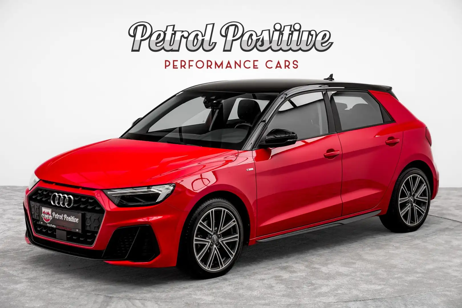Audi A1 SB 30 TFSI S-line S-tronic Erstbesitz Rot - 2