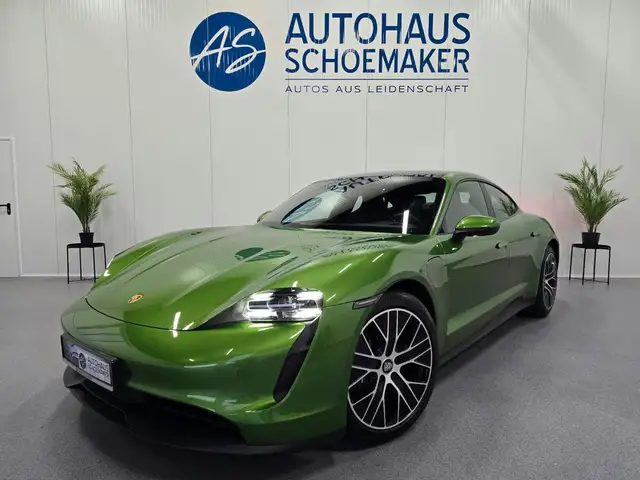 Porsche Taycan Basis*Perform+Batterie*Mambagrün,ACC,20´´