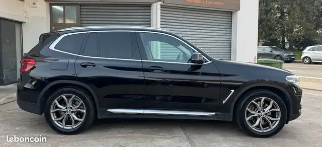 BMW X3 view 2