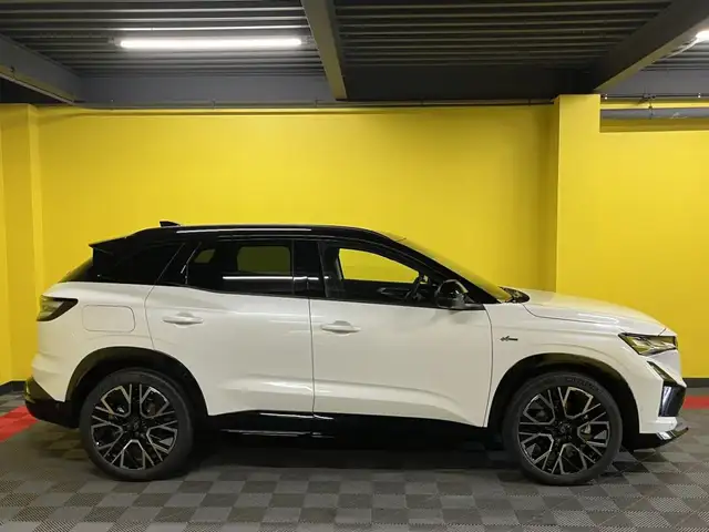 Renault Austral view 2