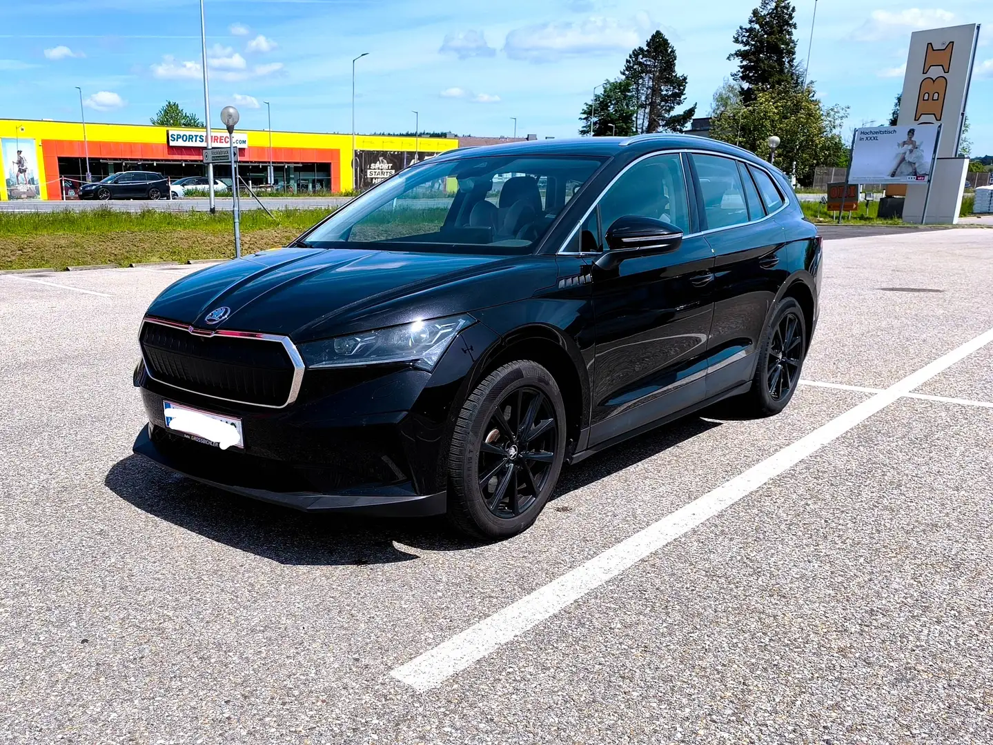 Skoda Enyaq Enyaq iV 80 82kWh | AHK | WP | Top Ausstattung und Zustand | Garantie Schwarz - 2