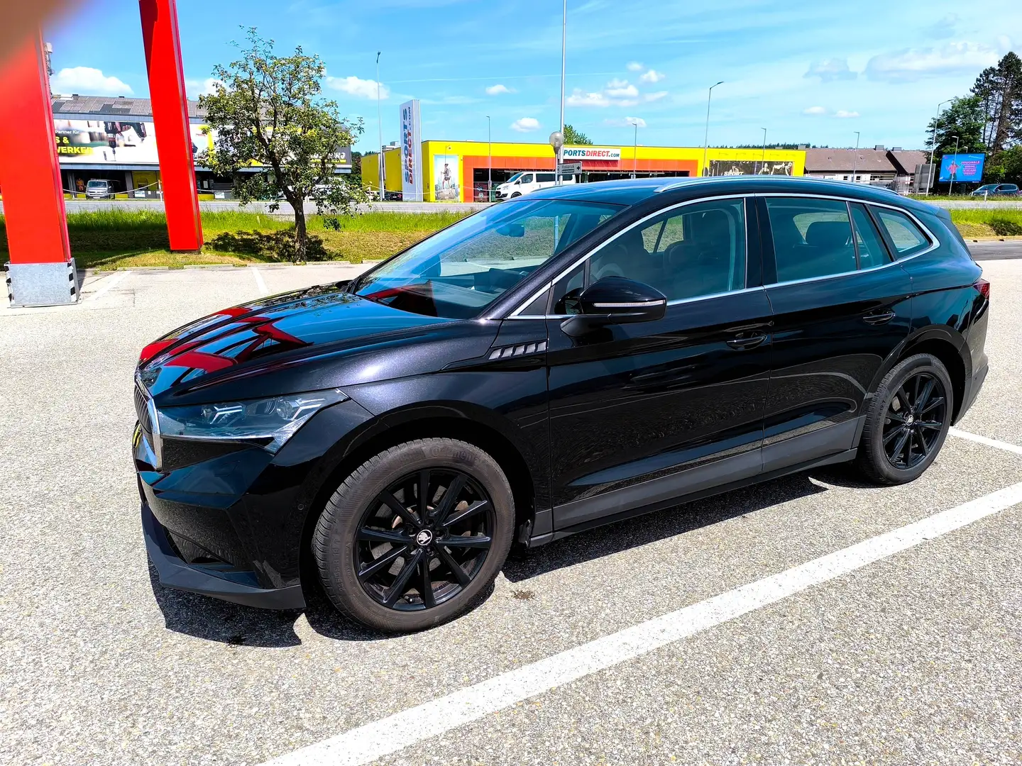 Skoda Enyaq Enyaq iV 80 82kWh | AHK | WP | Top Ausstattung und Zustand | Garantie Schwarz - 1