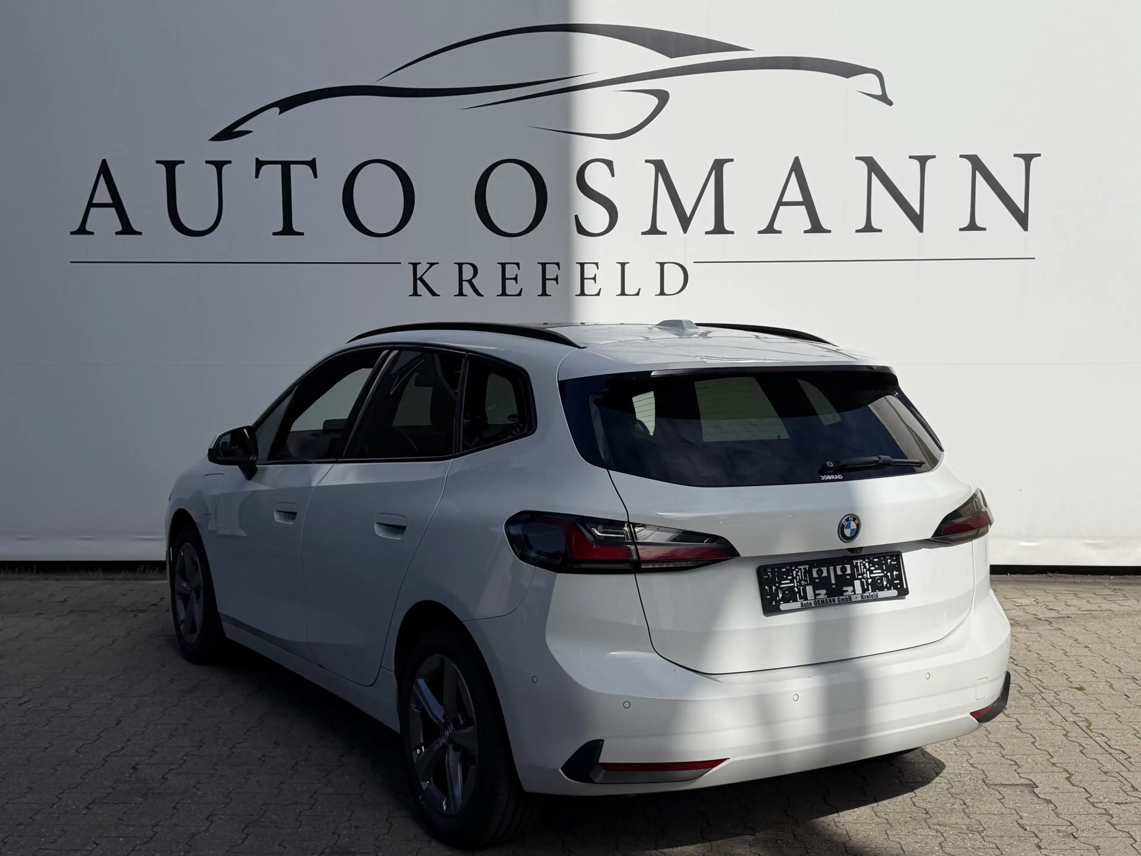 BMW 225 e xDrive Active Tourer Aut.   H&K  ACC  PANO — photo 3