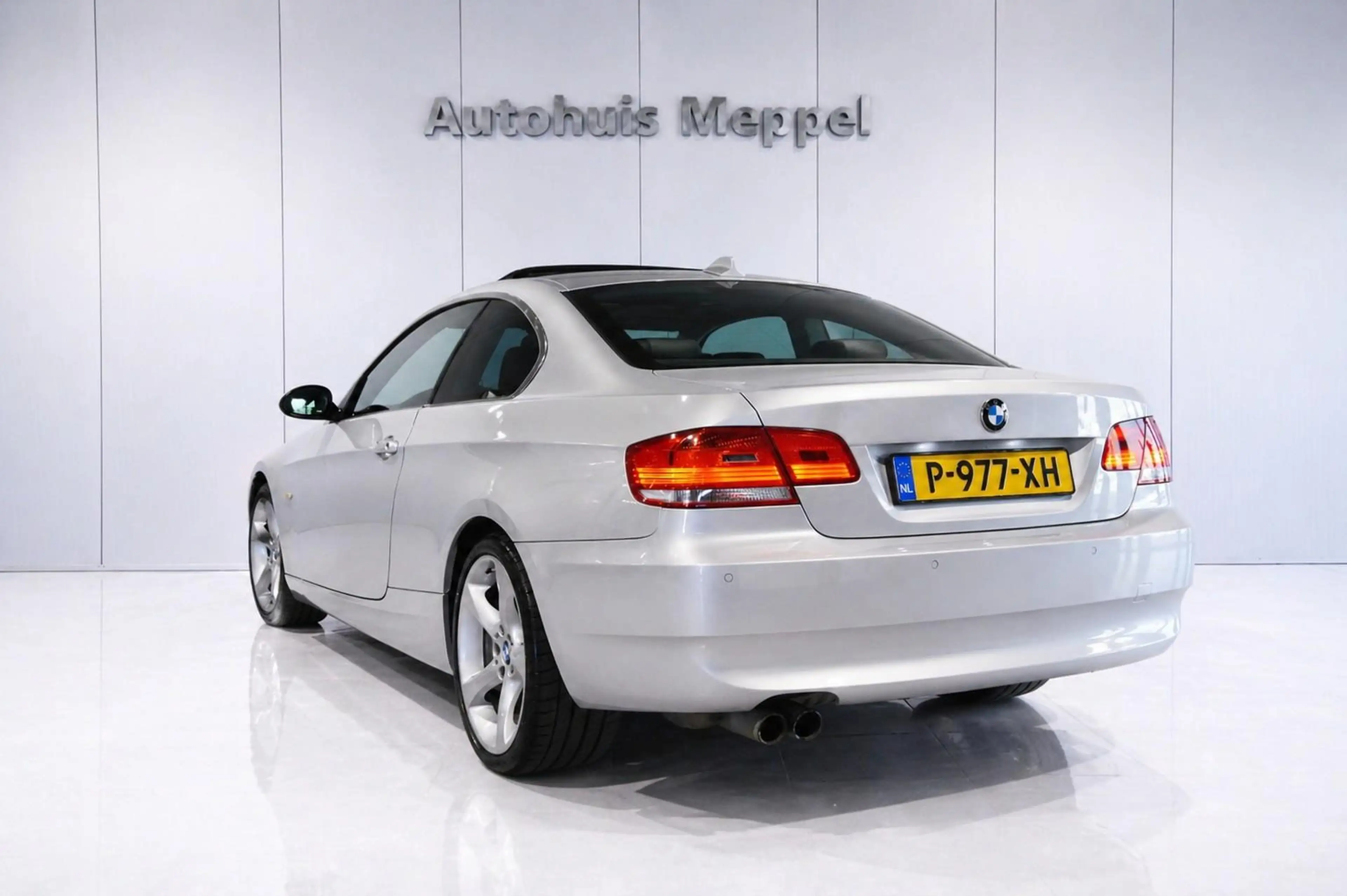BMW 325 325i 6-Cilinder*Automaat*Schuifdak*Xenon*Memory*PD — photo 2